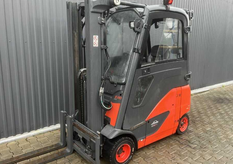 Linde E20PH-02 - 전기 지게차 : 사진 1 Linde E20PH-02 - 전기 지게차 : 사진 1