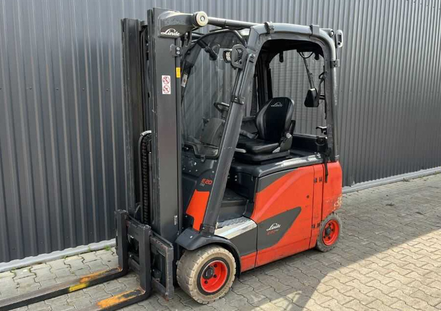 Linde E20PH-02 - 전기 지게차 : 사진 1 Linde E20PH-02 - 전기 지게차 : 사진 1