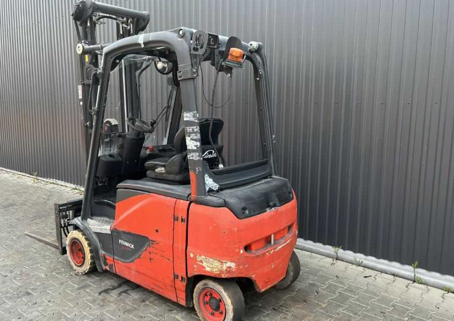 Linde E20PHL-02 - 전기 지게차 : 사진 3 Linde E20PHL-02 - 전기 지게차 : 사진 3