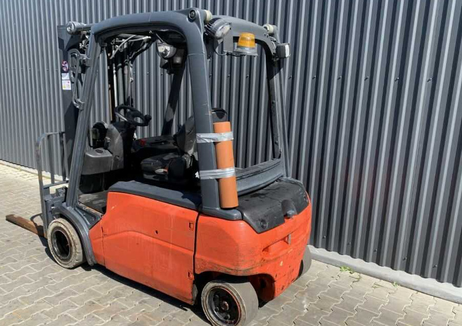Linde E20PL-01 - 전기 지게차 : 사진 3 Linde E20PL-01 - 전기 지게차 : 사진 3