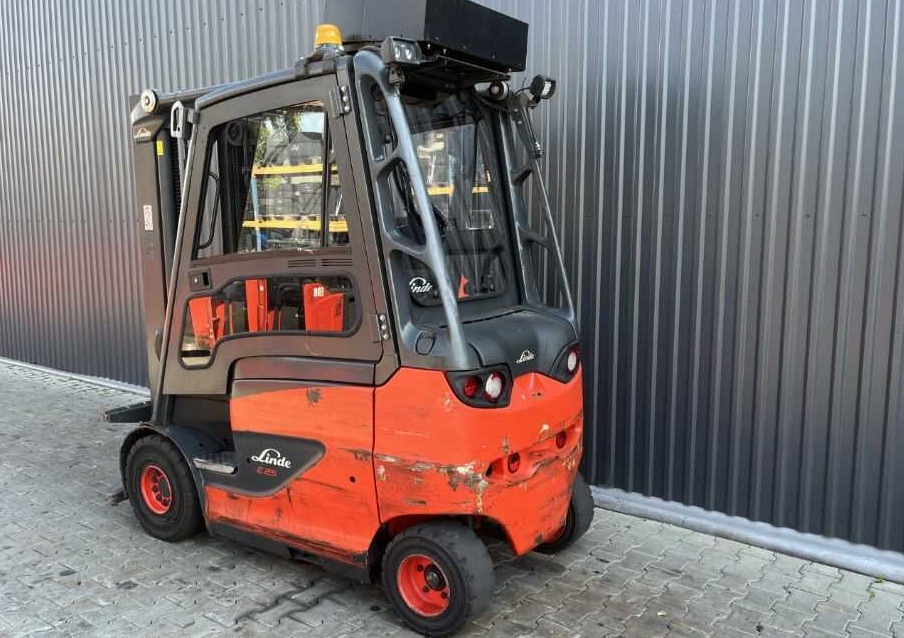 Linde E25H-01/600 - 전기 지게차 : 사진 3 Linde E25H-01/600 - 전기 지게차 : 사진 3