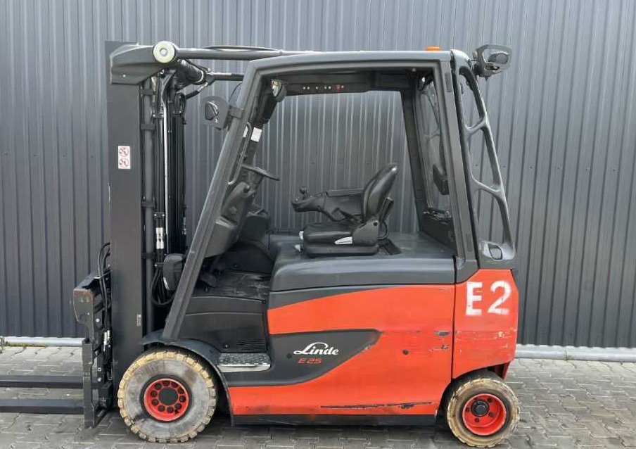 Linde E25HL-01/600 - 전기 지게차 : 사진 2 Linde E25HL-01/600 - 전기 지게차 : 사진 2