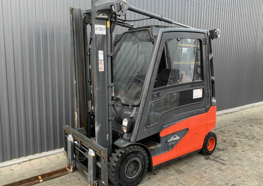 Linde E25L-01 - 전기 지게차 : 사진 1 Linde E25L-01 - 전기 지게차 : 사진 1