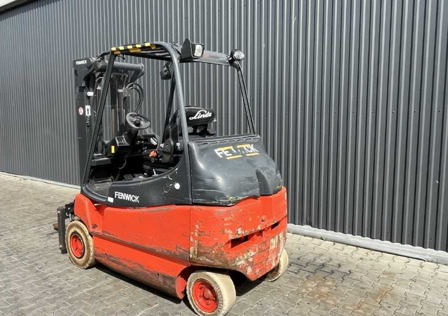 Linde E25 - 전기 지게차 : 사진 3 Linde E25 - 전기 지게차 : 사진 3