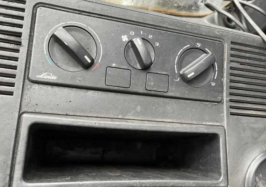 Linde E35HL-01 - 전기 지게차 : 사진 5 Linde E35HL-01 - 전기 지게차 : 사진 5