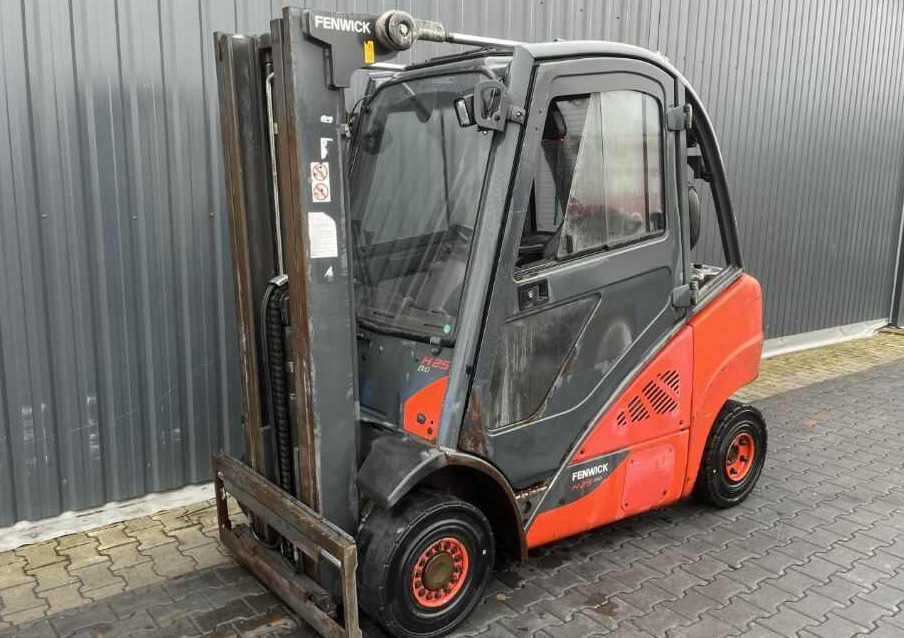 Linde H25D-02 - 디젤 지게차 : 사진 1 Linde H25D-02 - 디젤 지게차 : 사진 1
