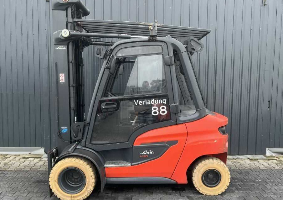 Linde H30D-01 - 디젤 지게차 : 사진 2 Linde H30D-01 - 디젤 지게차 : 사진 2