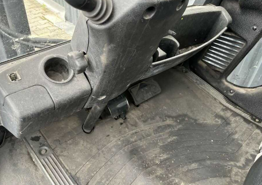 디젤 지게차 Linde H35D-02 : 사진 8 디젤 지게차 Linde H35D-02 : 사진 8