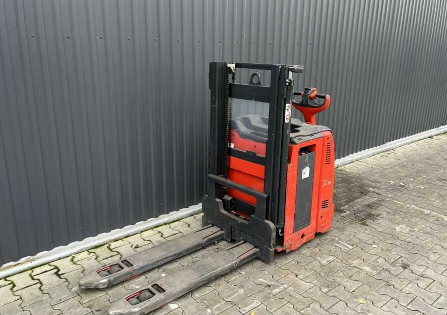 Linde L12L - 스태커 : 사진 1 Linde L12L - 스태커 : 사진 1