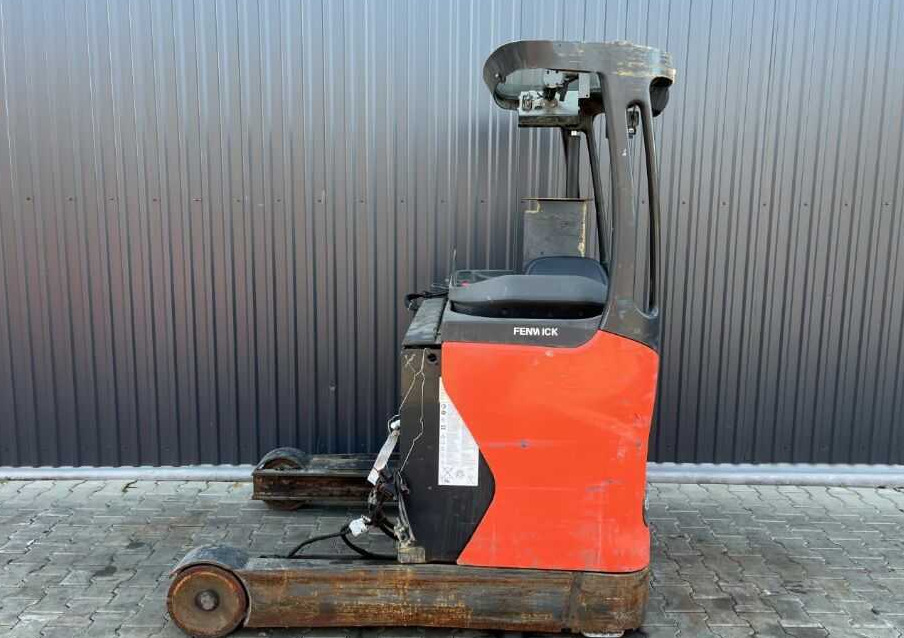 Linde R16HD-01 - 리치 트럭 : 사진 2 Linde R16HD-01 - 리치 트럭 : 사진 2