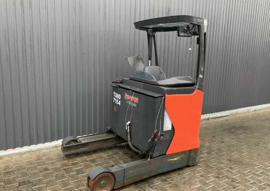 Linde R16HD-01 - 리치 트럭 : 사진 1 Linde R16HD-01 - 리치 트럭 : 사진 1