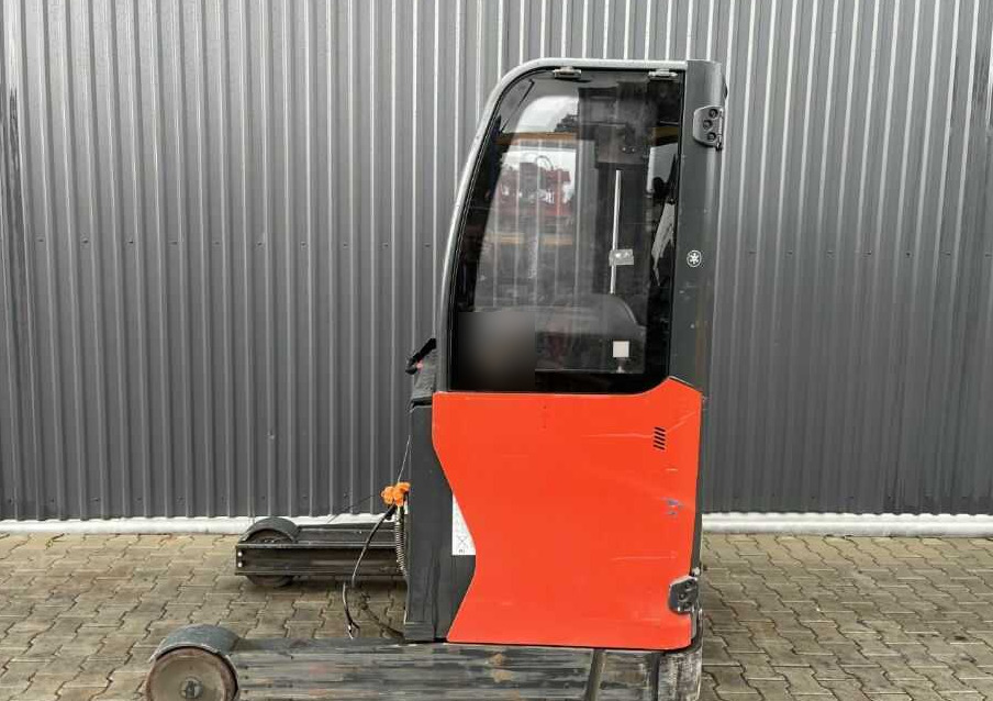 Linde R16HD-01 - 리치 트럭 : 사진 2 Linde R16HD-01 - 리치 트럭 : 사진 2