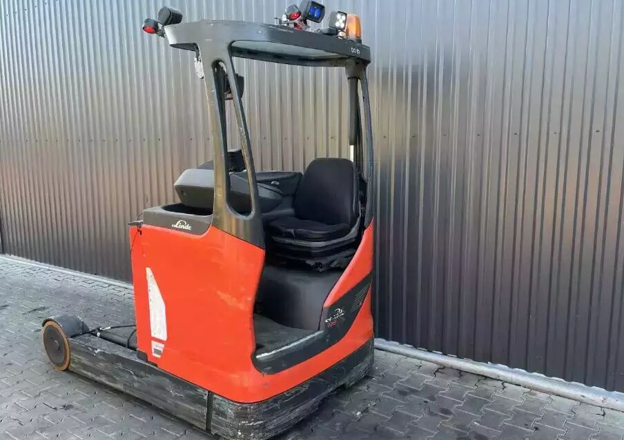 Linde R20HD-01 - 리치 트럭 : 사진 3 Linde R20HD-01 - 리치 트럭 : 사진 3