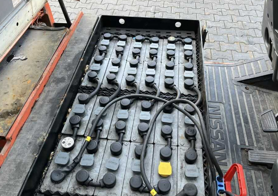 Nissan GN01L16U - 전기 지게차 : 사진 5 Nissan GN01L16U - 전기 지게차 : 사진 5