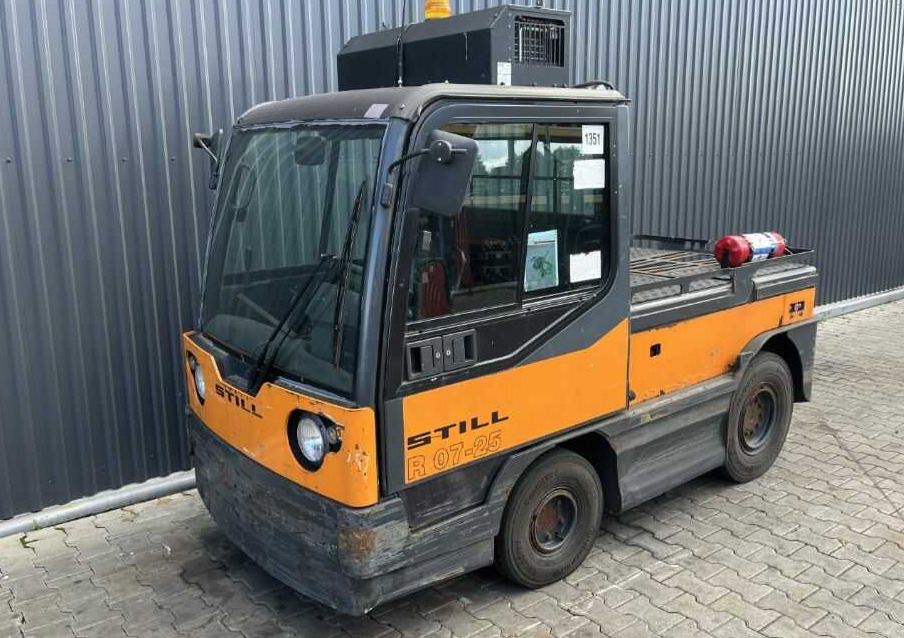Still R07-25 - 견인 트랙터 : 사진 1 Still R07-25 - 견인 트랙터 : 사진 1
