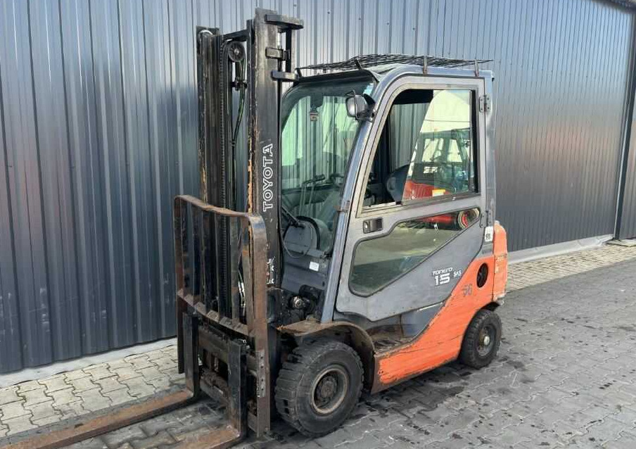 Toyota 8FGF15 - LPG 지게차 : 사진 1 Toyota 8FGF15 - LPG 지게차 : 사진 1