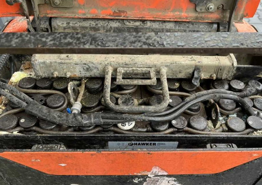 Toyota LPE200 - 팔레트 트럭 : 사진 5 Toyota LPE200 - 팔레트 트럭 : 사진 5