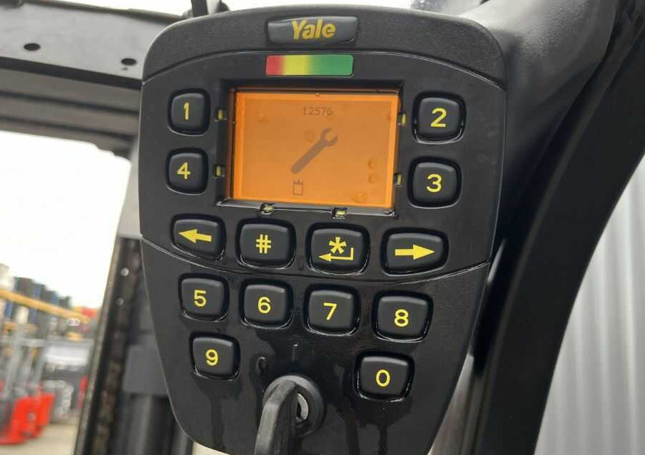 전기 지게차 Yale ERP15VC : 사진 8