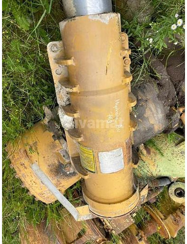 Caterpillar 769D - - 덤프 : 사진 4 Caterpillar 769D - - 덤프 : 사진 4