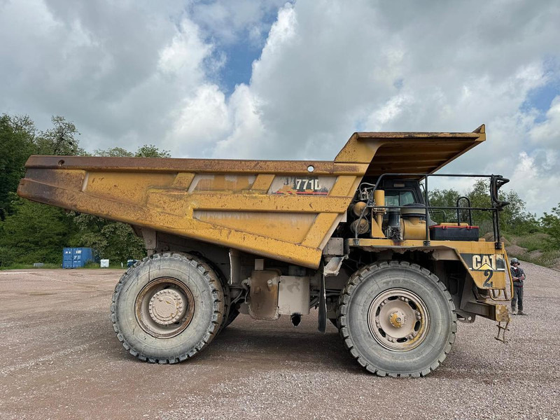 Caterpillar 771D - 덤프 : 사진 5 Caterpillar 771D - 덤프 : 사진 5