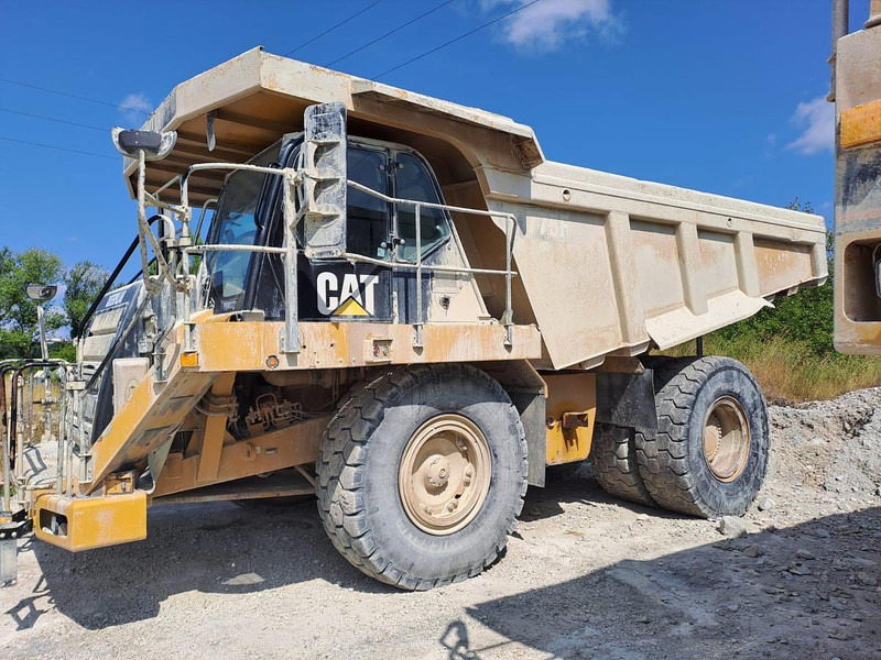 Caterpillar 775F - 덤프 : 사진 3 Caterpillar 775F - 덤프 : 사진 3