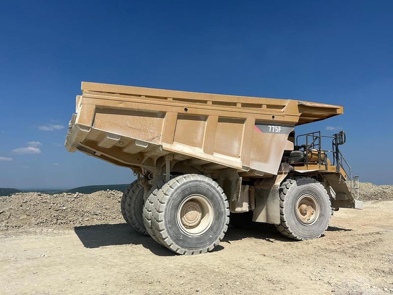 Caterpillar Rebuilt 775F - - 덤프 : 사진 1 Caterpillar Rebuilt 775F - - 덤프 : 사진 1