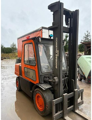 Doosan D45SC - - 지게차 : 사진 2 Doosan D45SC - - 지게차 : 사진 2