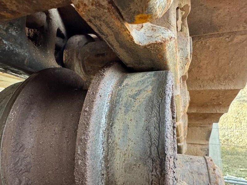 Hitachi ZX650LCH - 크롤러 굴삭기 : 사진 3 Hitachi ZX650LCH - 크롤러 굴삭기 : 사진 3