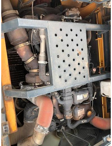 크롤러 굴삭기 Hyundai HX520L : 사진 9