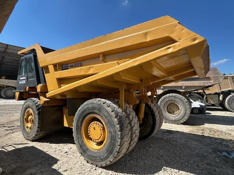 Komatsu HD325-6KE - 덤프 : 사진 5 Komatsu HD325-6KE - 덤프 : 사진 5