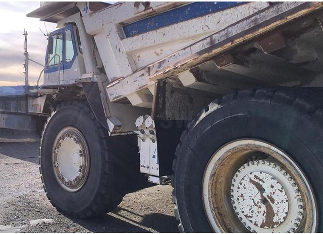 Komatsu HD985 - 덤프 : 사진 2 Komatsu HD985 - 덤프 : 사진 2
