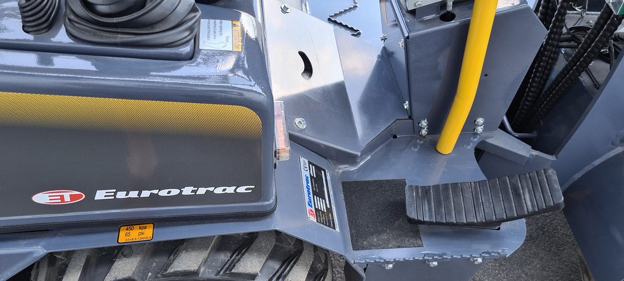 Eurotrac W10 Radlader Hoflader - 수확기 : 사진 4 Eurotrac W10 Radlader Hoflader - 수확기 : 사진 4