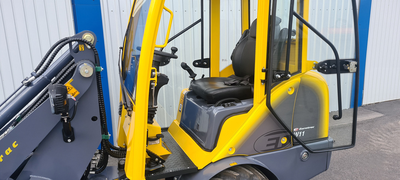 Eurotrac W11 Radlader Hoflader - 수확기 : 사진 4 Eurotrac W11 Radlader Hoflader - 수확기 : 사진 4