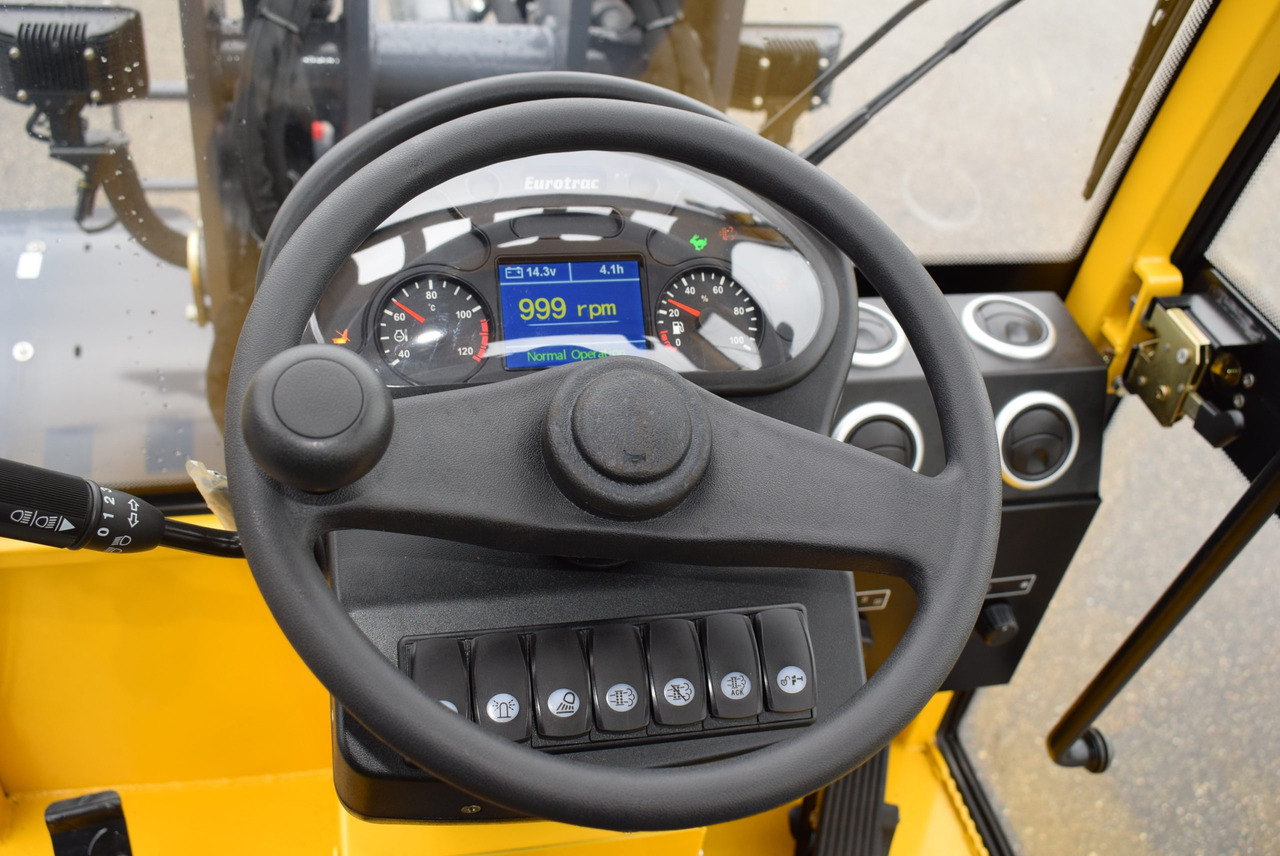 Eurotrac W13 Radlader Hoflader - 수확기 : 사진 4 Eurotrac W13 Radlader Hoflader - 수확기 : 사진 4