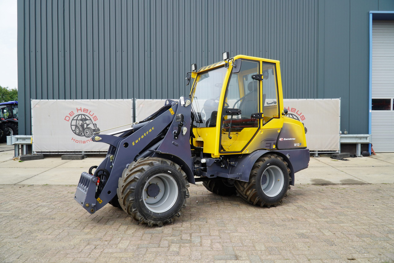 Eurotrac W13 Radlader Hoflader - 수확기 : 사진 1 Eurotrac W13 Radlader Hoflader - 수확기 : 사진 1