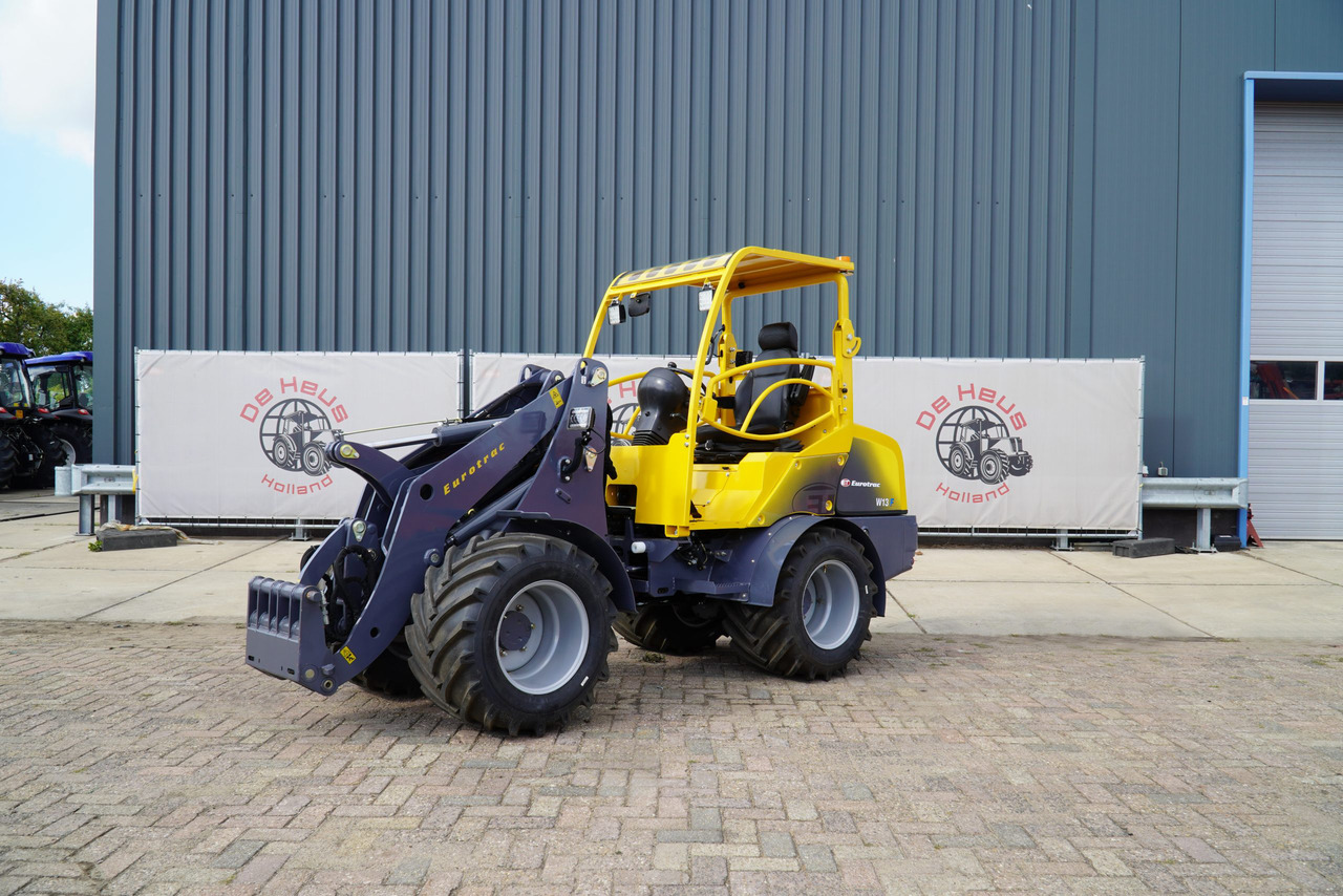 Eurotrac W13 Radlader Hoflader - 수확기 : 사진 1 Eurotrac W13 Radlader Hoflader - 수확기 : 사진 1