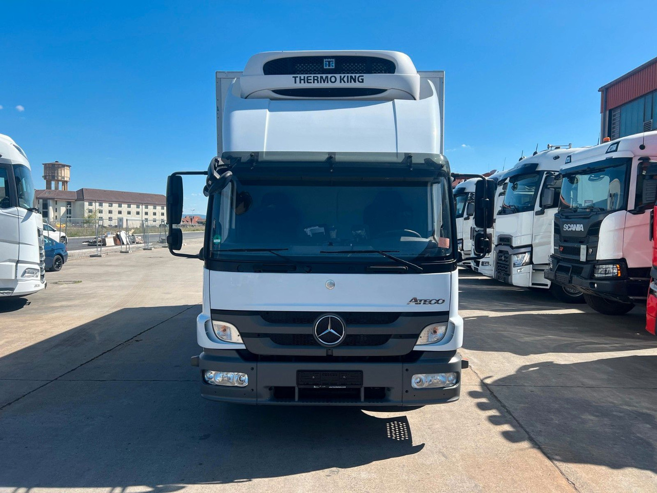 Mercedes-Benz Atego 1224 * KLIMA * THERMO KING * BÄR 1,5t * - 냉동탑차 : 사진 2 Mercedes-Benz Atego 1224 * KLIMA * THERMO KING * BÄR 1,5t * - 냉동탑차 : 사진 2