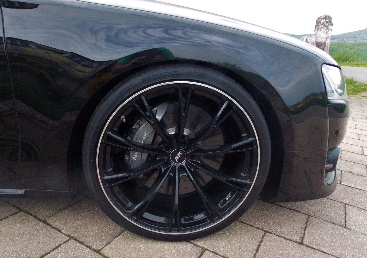 Audi S8 plus original ABT 519kW 320km/h mit 22 Zoll - 세단 : 사진 5 Audi S8 plus original ABT 519kW 320km/h mit 22 Zoll - 세단 : 사진 5