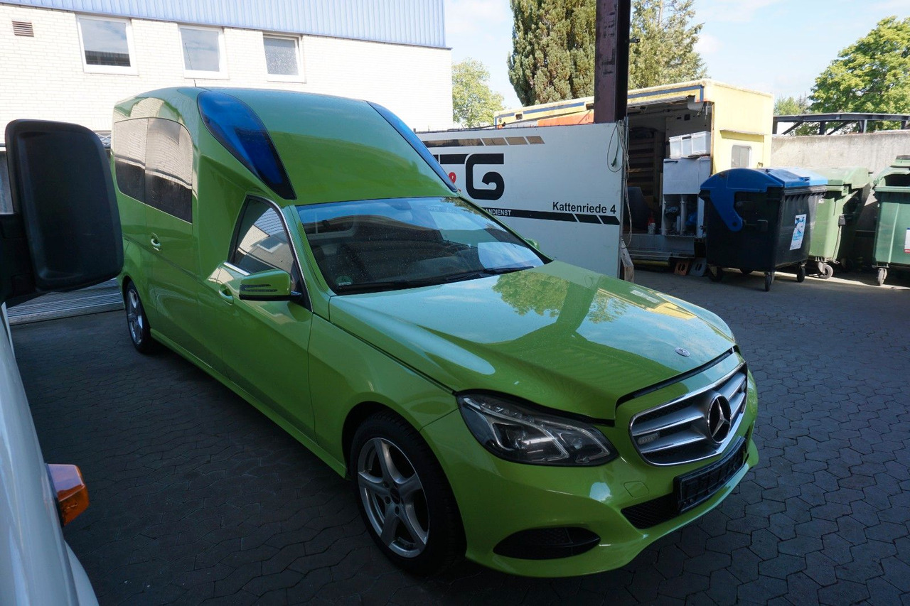 Mercedes-Benz E 300 Binz VF212 KTW - 구급차 : 사진 1 Mercedes-Benz E 300 Binz VF212 KTW - 구급차 : 사진 1
