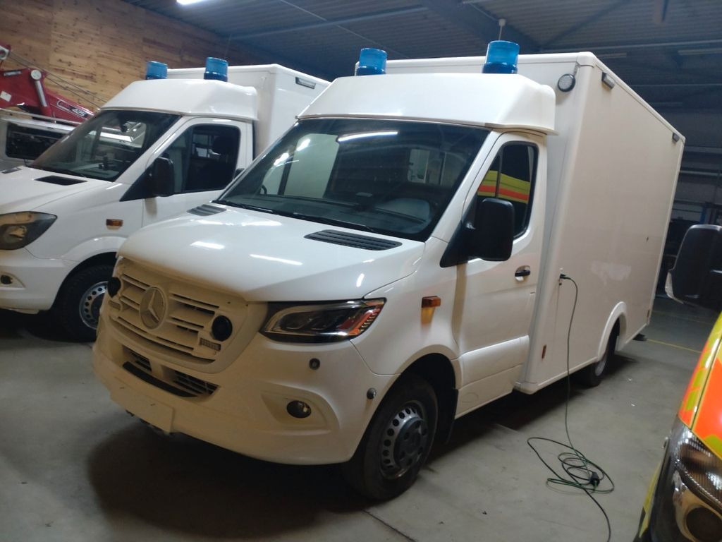 Mercedes-Benz RTW / Tierrettung / Tierarzt / OP Mercedes-Benz RTW / Tierrettung / Tierarzt / OP - 구급차 : 사진 1 Mercedes-Benz RTW / Tierrettung / Tierarzt / OP Mercedes-Benz RTW / Tierrettung / Tierarzt / OP - 구급차 : 사진 1