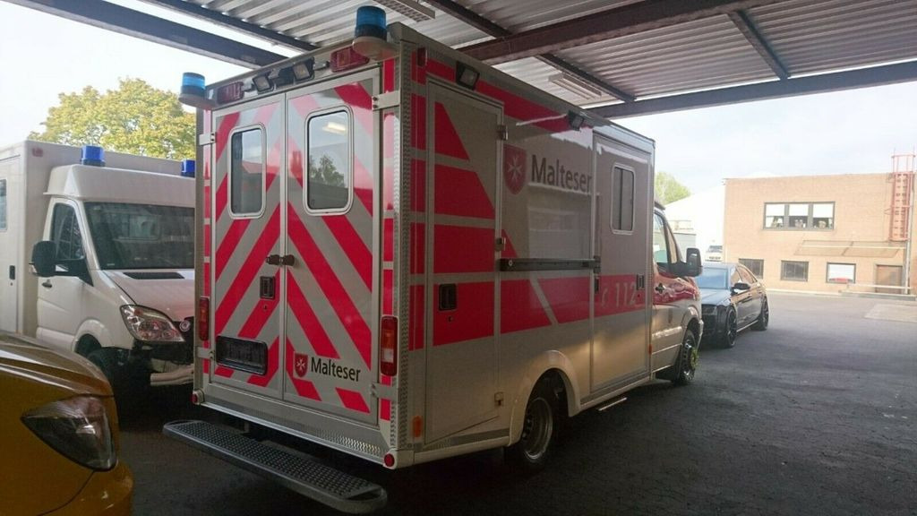 Mercedes-Benz Sprinter 519 ATM 0km / 107 Mercedes-Benz Sprinter 519 ATM 0km / 107 - 구급차 : 사진 2 Mercedes-Benz Sprinter 519 ATM 0km / 107 Mercedes-Benz Sprinter 519 ATM 0km / 107 - 구급차 : 사진 2