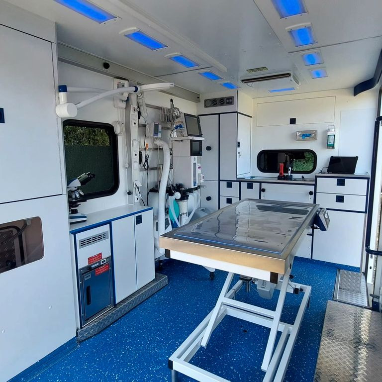 Mercedes-Benz Sprinter 519 Tierarzt Garantie Mercedes-Benz Sprinter 519 Tierarzt Garantie - 구급차 : 사진 1 Mercedes-Benz Sprinter 519 Tierarzt Garantie Mercedes-Benz Sprinter 519 Tierarzt Garantie - 구급차 : 사진 1