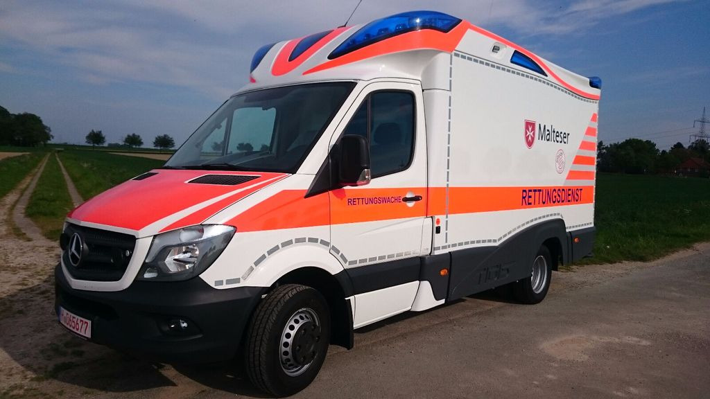 Mercedes-Benz Tigis Mod 2016 wie neu Mercedes-Benz Tigis Mod 2016 wie neu - 구급차 : 사진 3 Mercedes-Benz Tigis Mod 2016 wie neu Mercedes-Benz Tigis Mod 2016 wie neu - 구급차 : 사진 3