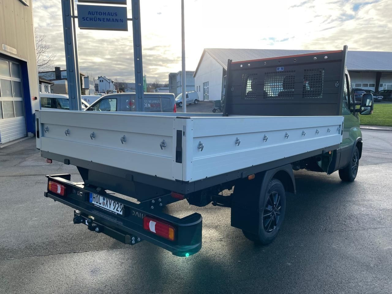 Iveco Daily 35S14A8 Euro6 Klima AHK Navi ZV Iveco Daily 35S14A8 Euro6 Klima AHK Navi ZV - 플랫베드 밴 : 사진 4 Iveco Daily 35S14A8 Euro6 Klima AHK Navi ZV Iveco Daily 35S14A8 Euro6 Klima AHK Navi ZV - 플랫베드 밴 : 사진 4