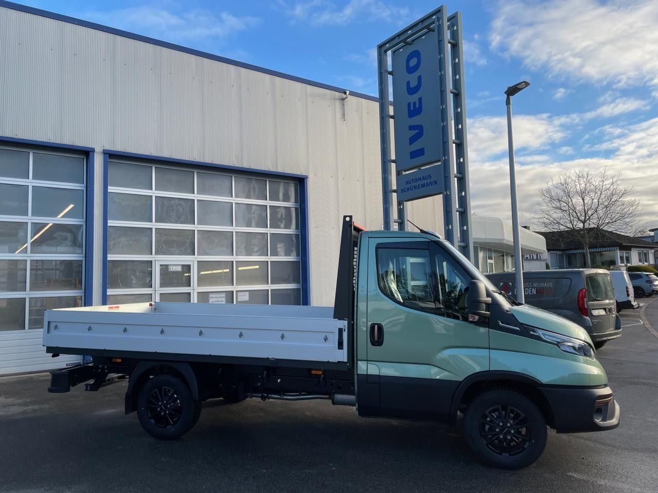 Iveco Daily 35S14A8 Euro6 Klima AHK Navi ZV Iveco Daily 35S14A8 Euro6 Klima AHK Navi ZV - 플랫베드 밴 : 사진 3 Iveco Daily 35S14A8 Euro6 Klima AHK Navi ZV Iveco Daily 35S14A8 Euro6 Klima AHK Navi ZV - 플랫베드 밴 : 사진 3