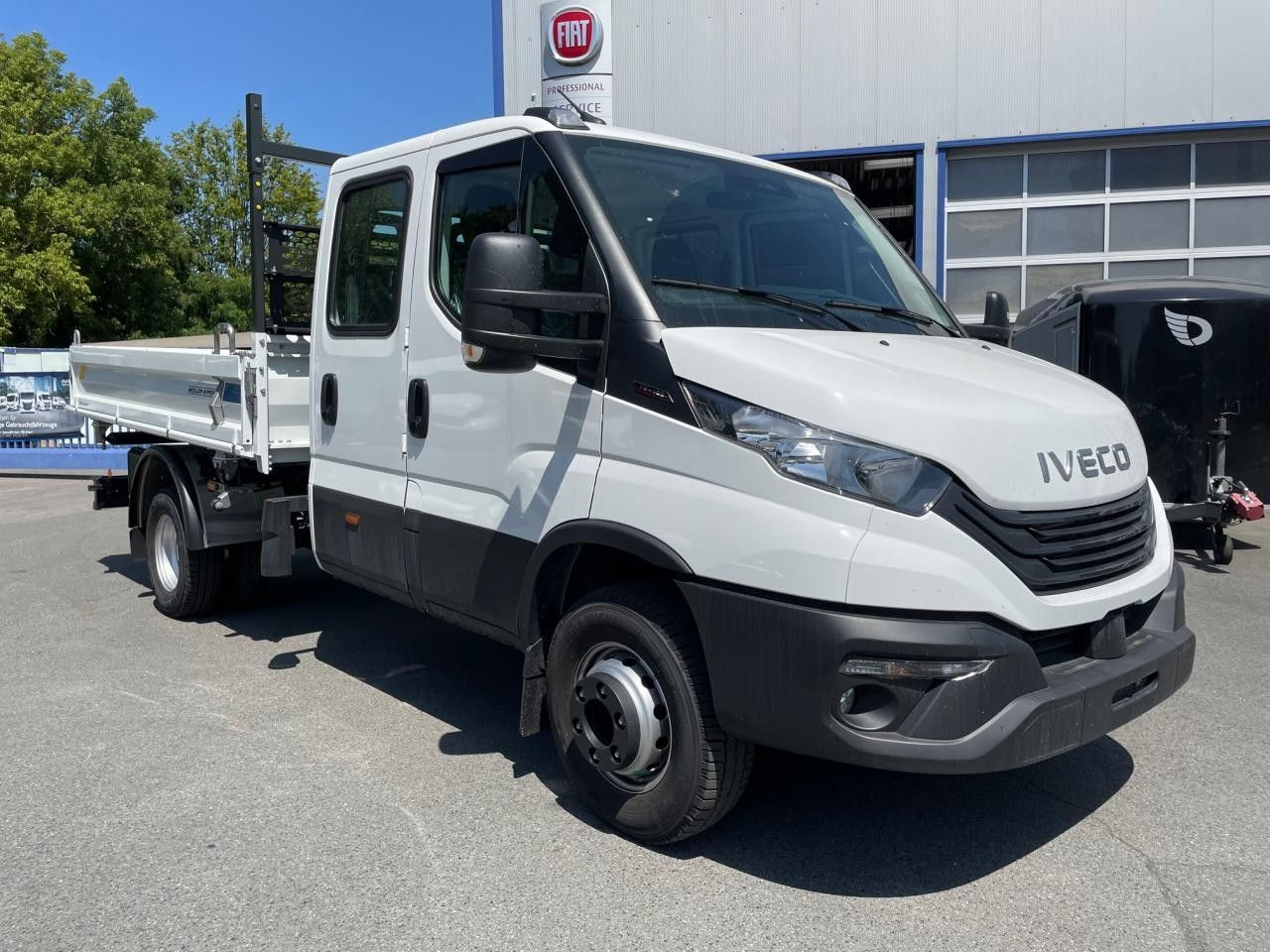 Iveco Daily 70C18H DK - 덤프 밴 : 사진 2 Iveco Daily 70C18H DK - 덤프 밴 : 사진 2