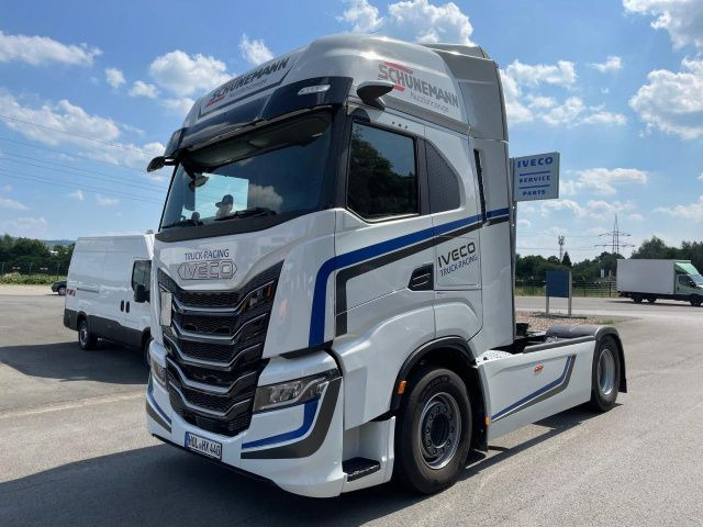 Iveco S-Way AS440S50T/P Euro6 Intarder Klima Navi ZV - 트랙터 유닛 : 사진 1 Iveco S-Way AS440S50T/P Euro6 Intarder Klima Navi ZV - 트랙터 유닛 : 사진 1