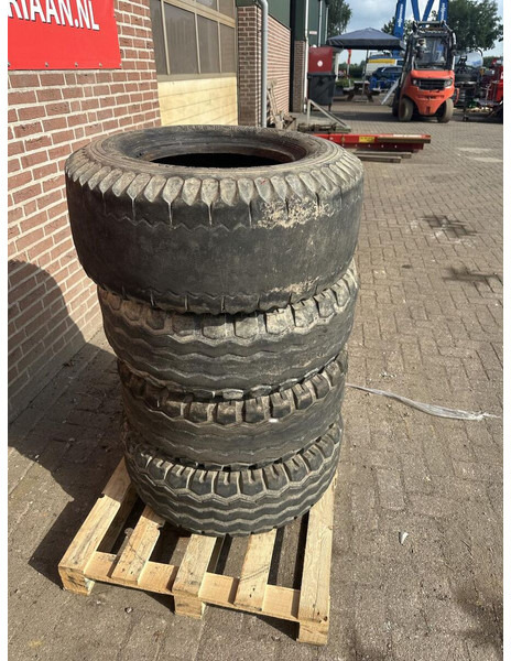4 Banden 11.5/80.15.3 - Gebruikt - 타이어 트럭 용 : 사진 3 4 Banden 11.5/80.15.3 - Gebruikt - 타이어 트럭 용 : 사진 3