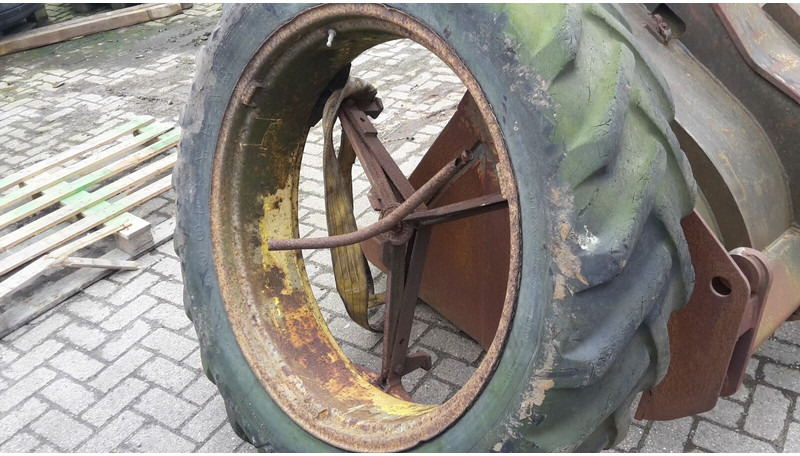 Goodyear dubbellucht - 타이어 농업용 기계 용 : 사진 3 Goodyear dubbellucht - 타이어 농업용 기계 용 : 사진 3