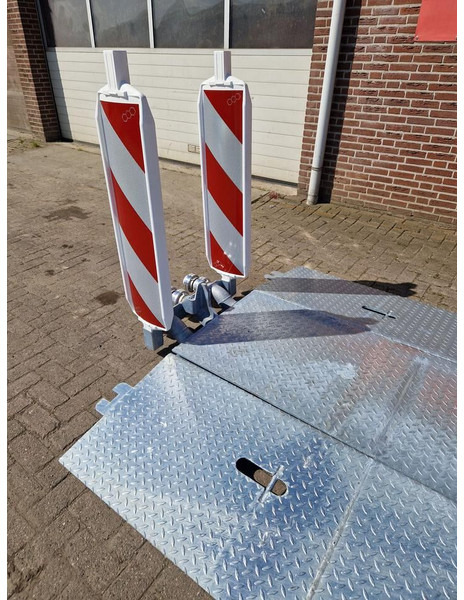 Leidingdrempel Leidingdrempel / road ramp - 차량 : 사진 5 Leidingdrempel Leidingdrempel / road ramp - 차량 : 사진 5